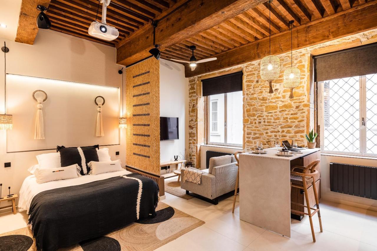 Host Inn Le Lumiere Spa & Cinema Lyon Exterior photo